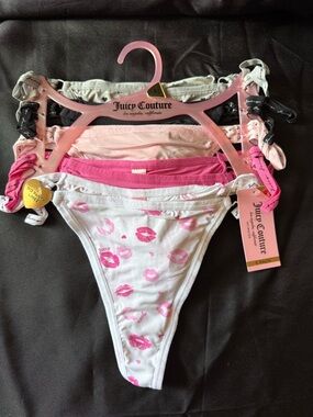 New Juicy Couture 5-Pack Lips Pink White Black Gray thongs Size XL